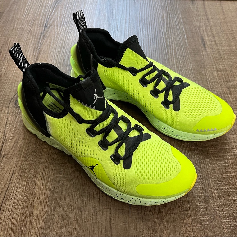 Nike Jordan React Havic Volt